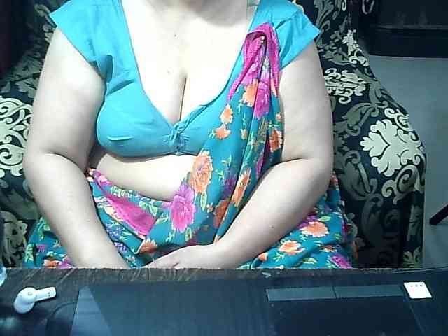 Indianbhabhimilf40 webcam