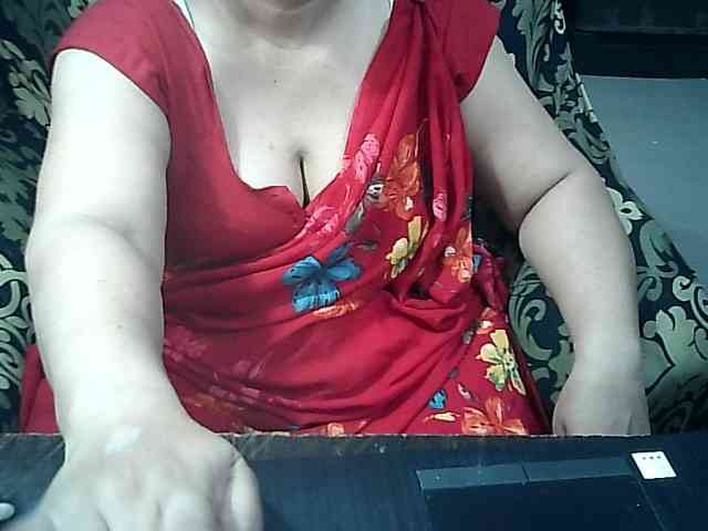 Indianbhabhimilf40 webcam