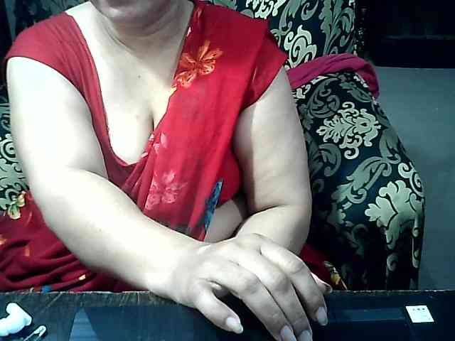 Indianbhabhimilf40 webcam