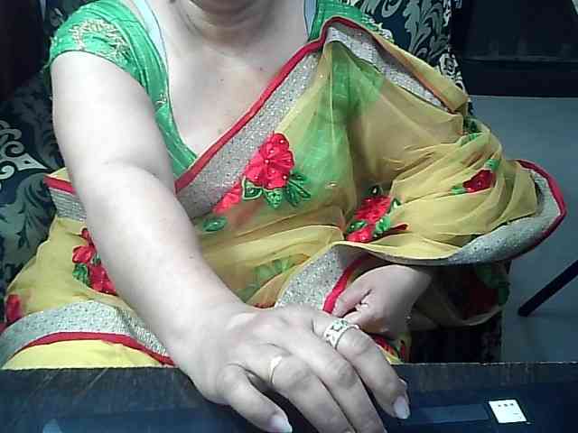 Indianbhabhimilf40