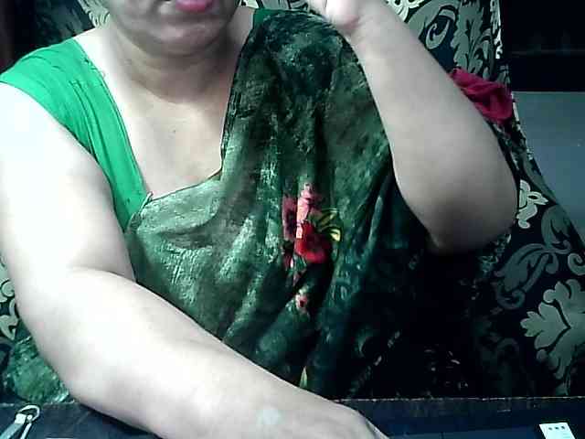 Indianbhabhimilf40 webcam