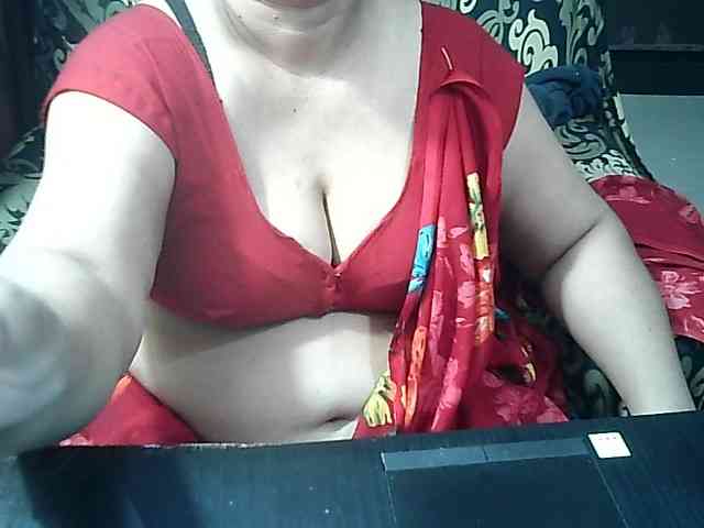 Indianbhabhimilf40 webcam