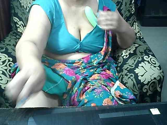 Indianbhabhimilf40 webcam