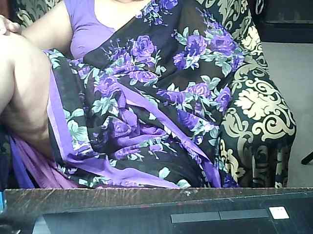 Indianbhabhimilf40 webcam