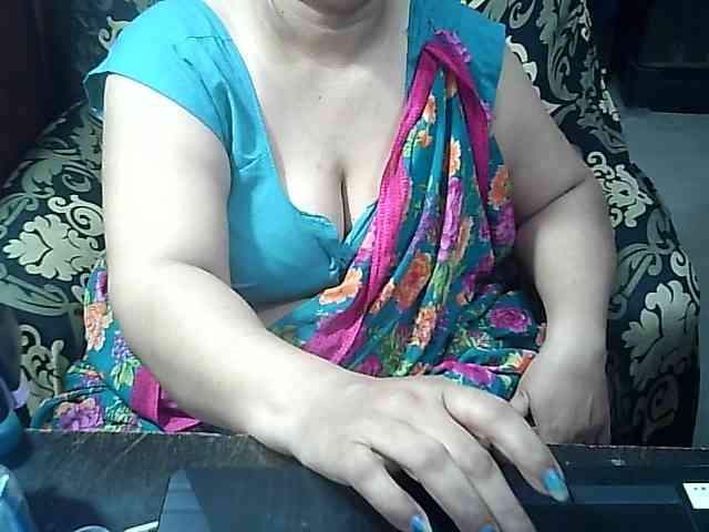 Indianbhabhimilf40 webcam