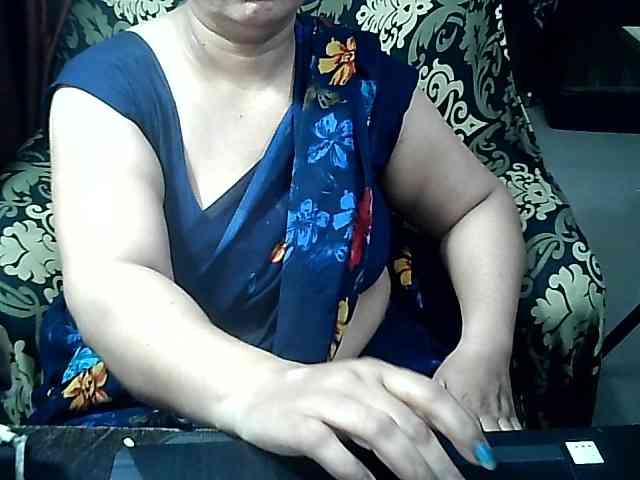 Indianbhabhimilf40 webcam