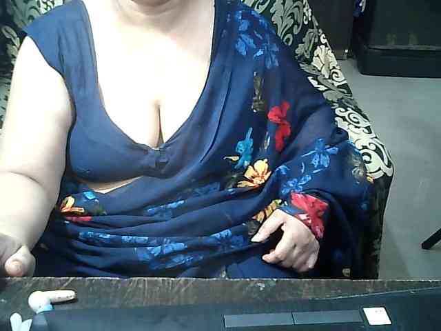 Indianbhabhimilf40 webcam