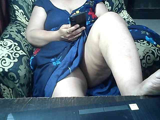 Indianbhabhimilf40 webcam