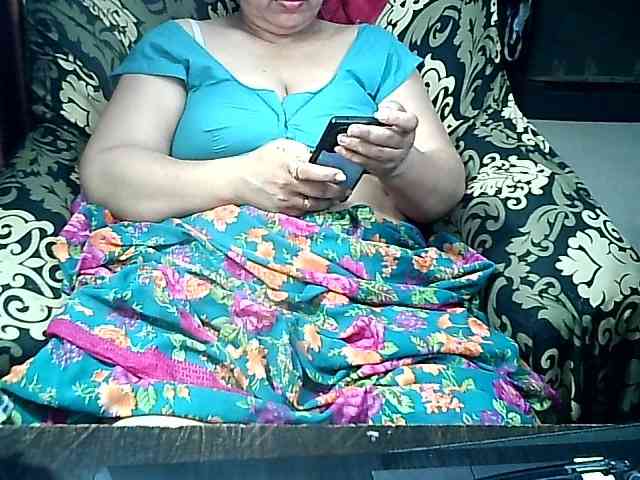 Indianbhabhimilf40 webcam