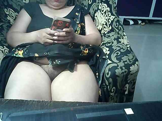 Indianbhabhimilf40 webcam