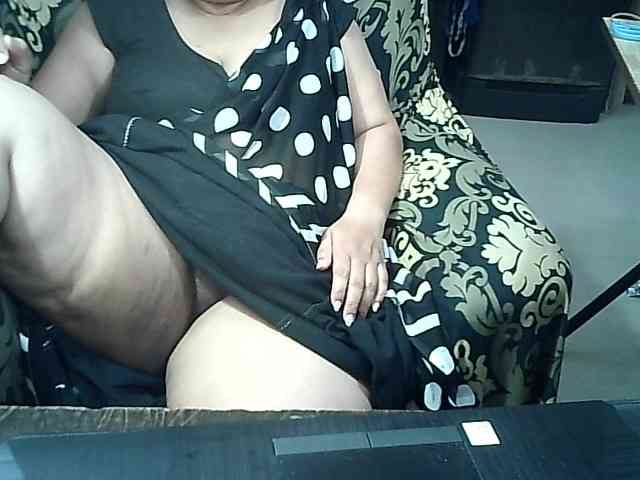 Indianbhabhimilf40 webcam