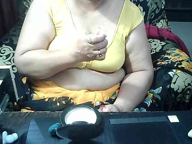 Indianbhabhimilf40 webcam