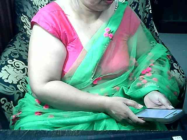 Indianbhabhimilf40 webcam
