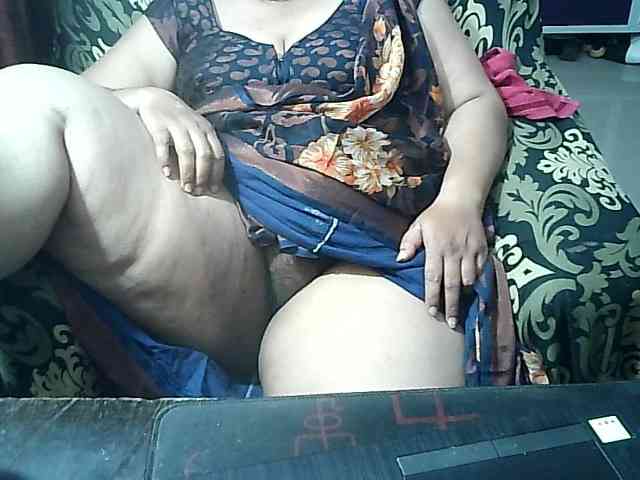 Indianbhabhimilf40
