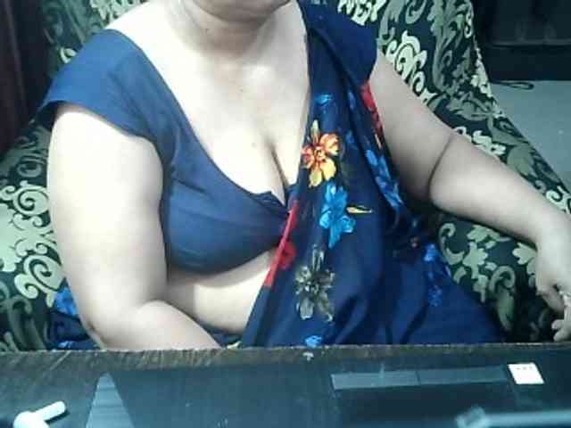 Indianbhabhimilf40 webcam