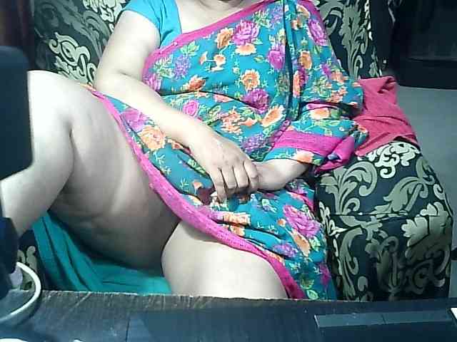 Indianbhabhimilf40 webcam