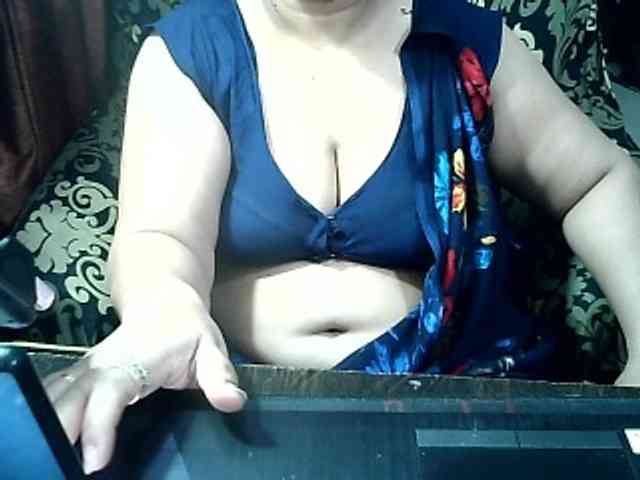 Indianbhabhimilf40 webcam
