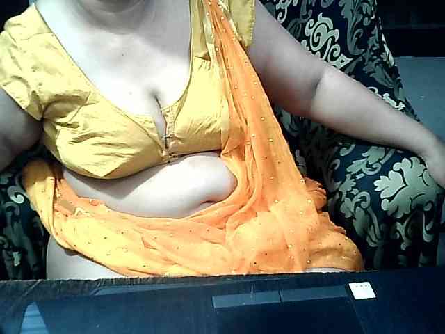 Indianbhabhimilf40 webcam