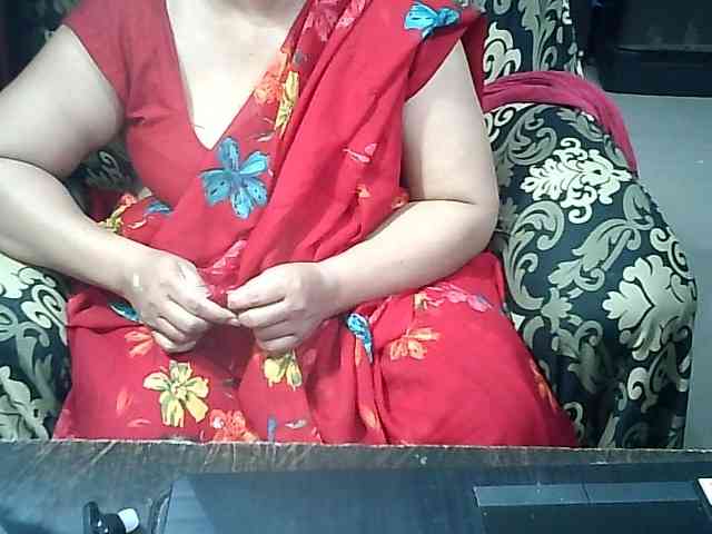 Indianbhabhimilf40 webcam