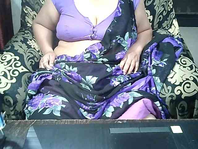 Indianbhabhimilf40 webcam