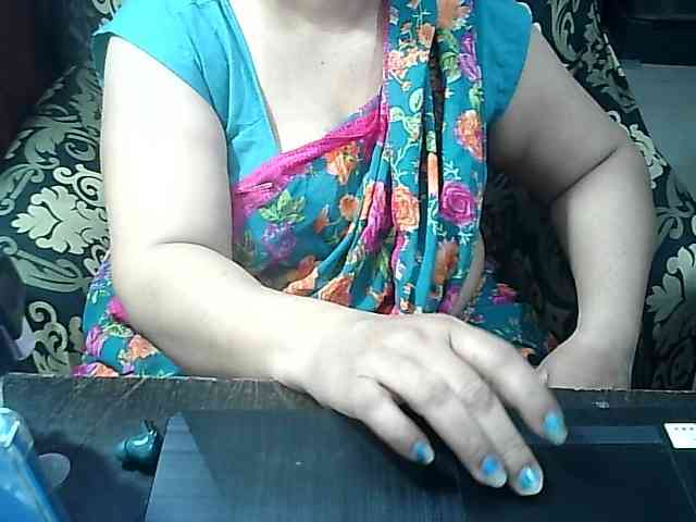 Indianbhabhimilf40 webcam