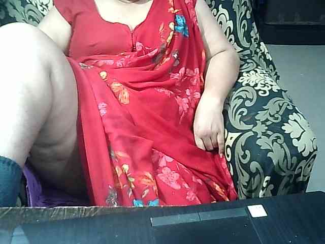 Indianbhabhimilf40 webcam