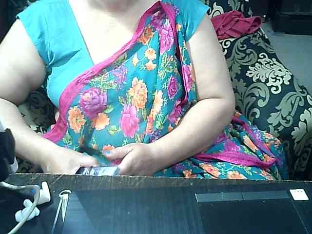 Indianbhabhimilf40 webcam
