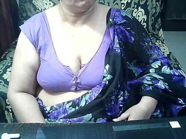 Indianbhabhimilf40 webcam
