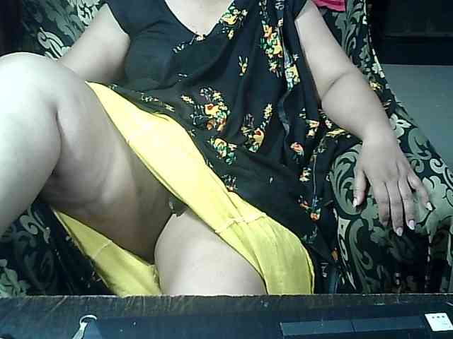 Indianbhabhimilf40 webcam
