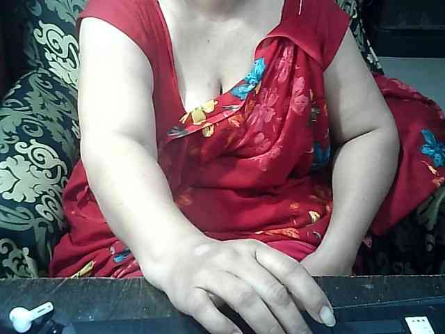 Indianbhabhimilf40 webcam