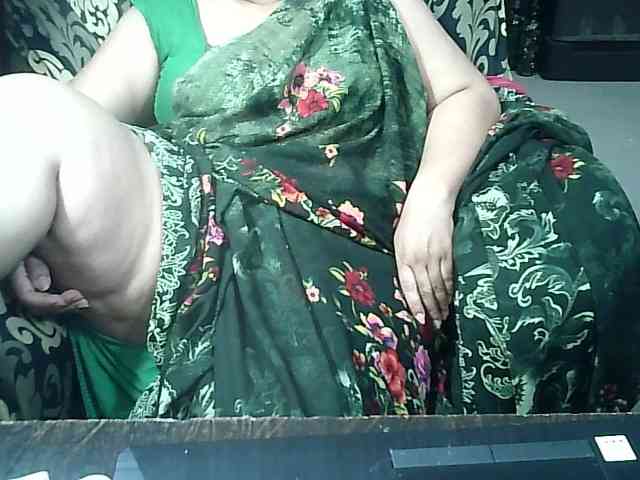 Indianbhabhimilf40 webcam