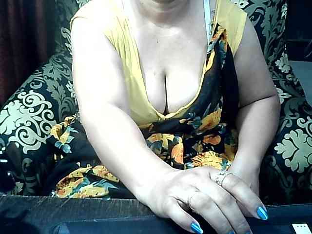 Indianbhabhimilf40 webcam