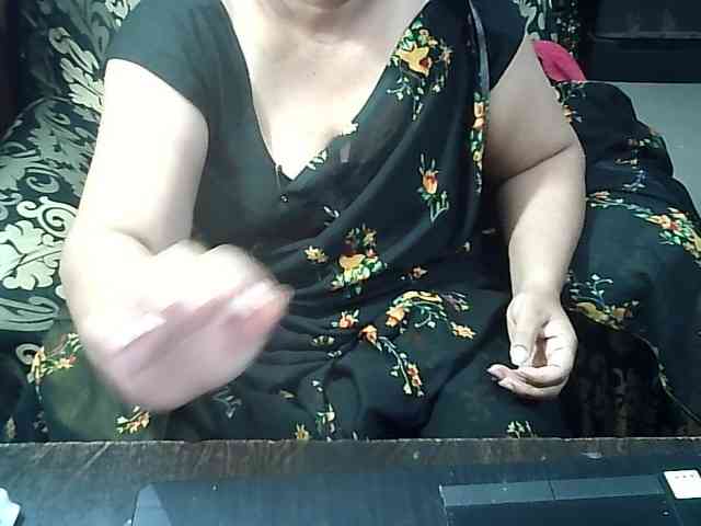 Indianbhabhimilf40 webcam