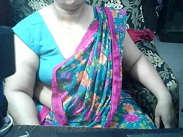 Indianbhabhimilf40 webcam