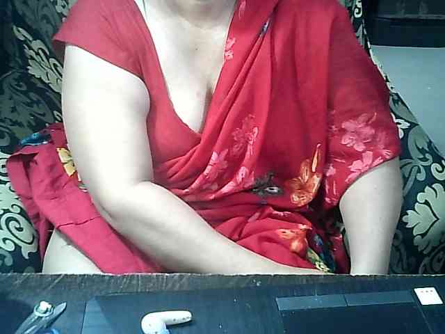 Indianbhabhimilf40 webcam