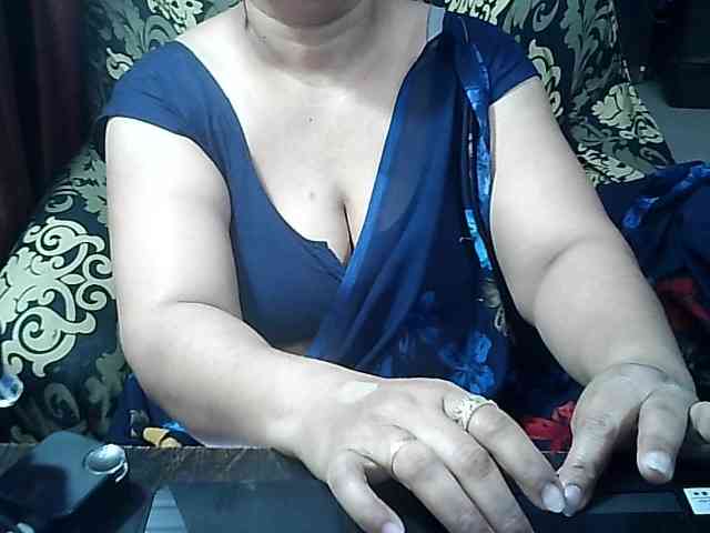 Indianbhabhimilf40