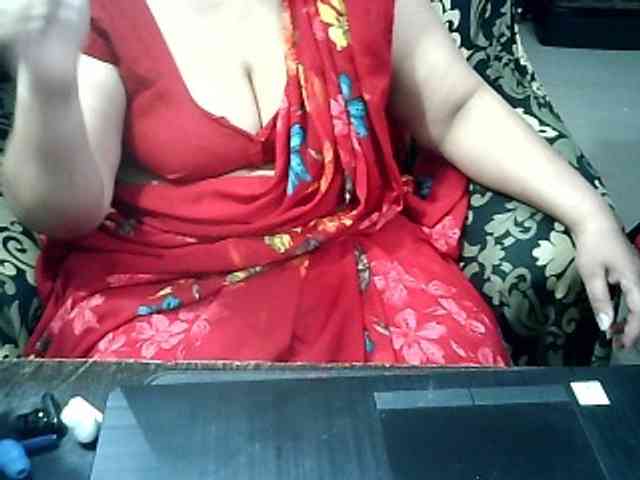 Indianbhabhimilf40 webcam