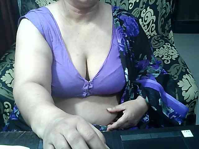 Indianbhabhimilf40 webcam