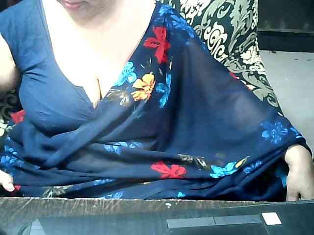 Indianbhabhimilf40 webcam