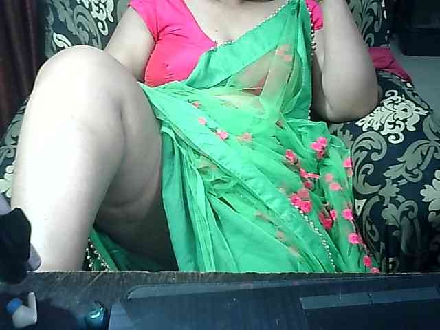 Indianbhabhimilf40 webcam