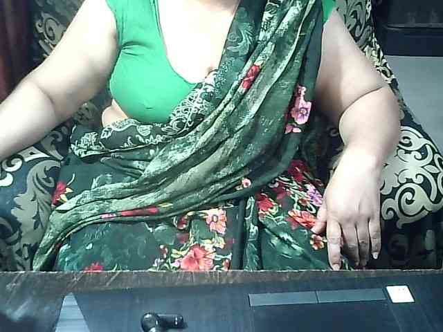 Indianbhabhimilf40 webcam