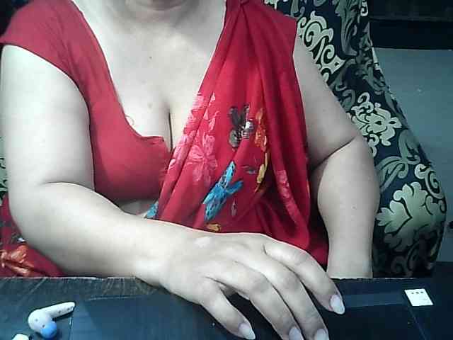Indianbhabhimilf40 webcam