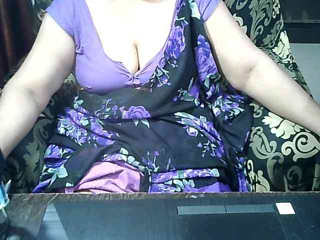 Indianbhabhimilf40 webcam