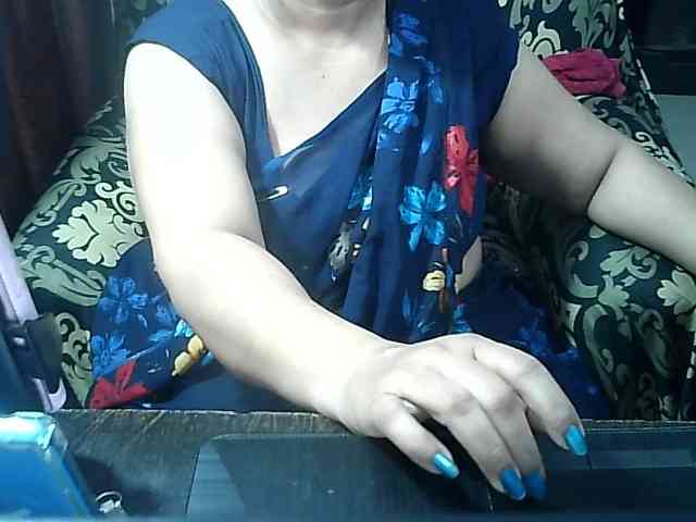 Indianbhabhimilf40 webcam