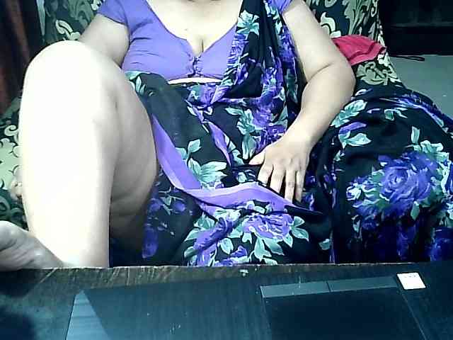 Indianbhabhimilf40 webcam