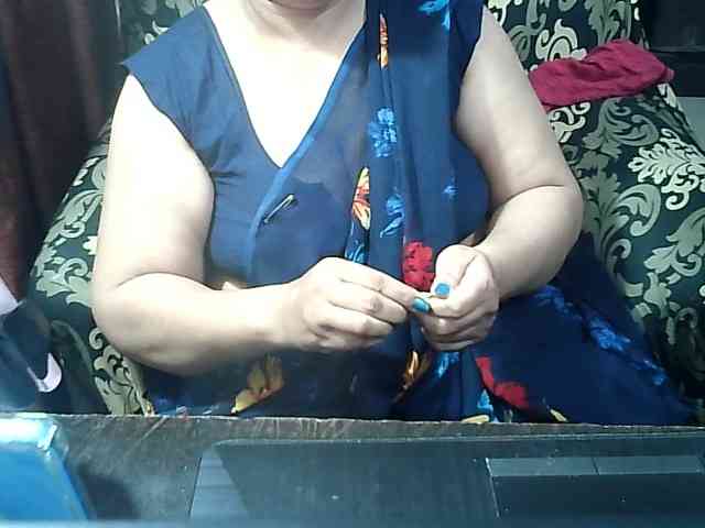 Indianbhabhimilf40 webcam