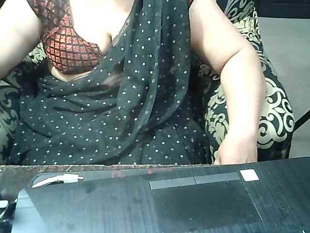Indianbhabhimilf40 webcam