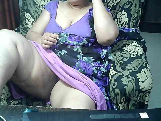Indianbhabhimilf40 webcam