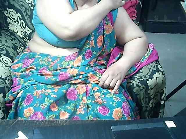 Indianbhabhimilf40 webcam