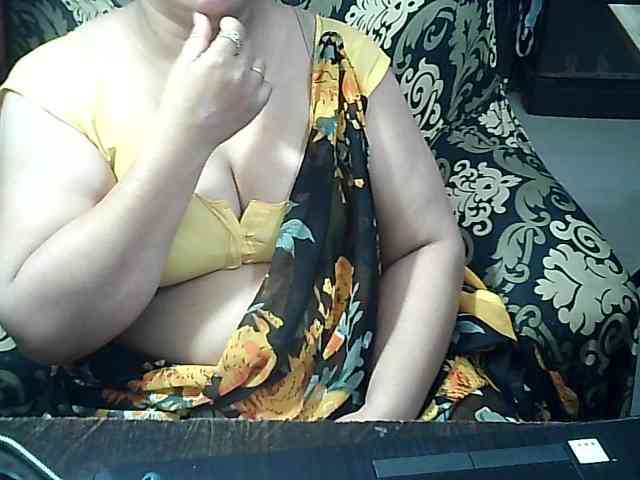 Indianbhabhimilf40 webcam